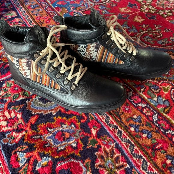 inkkas Other - NWOT Inkkas Black Barracuda Camping Boot